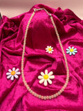 The Sweet Pea Necklace